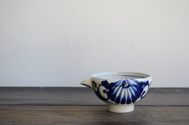 再出品_染付片口 入れ子 (小) ( 花唐草紋)の画像1枚目