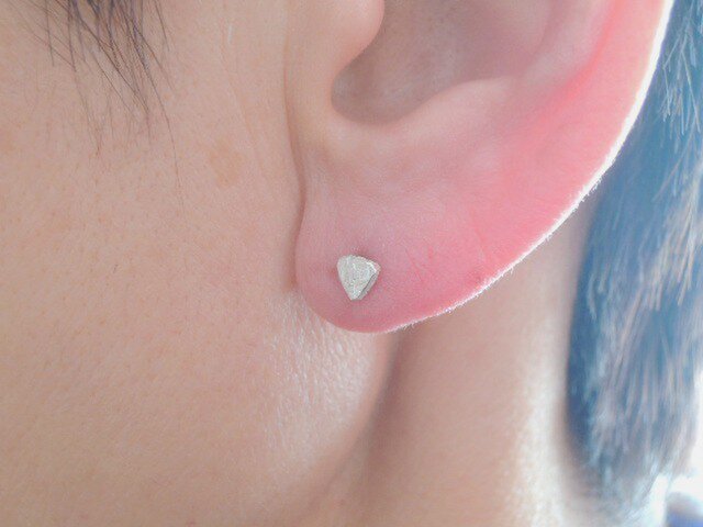 silver950 小さなsankaku スタッドの画像1枚目