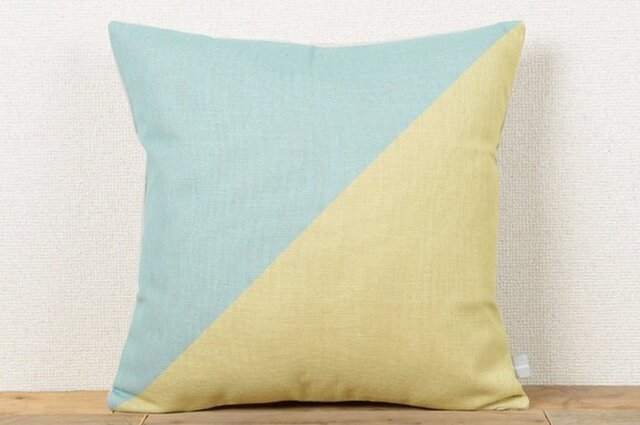 クッションカバー 北欧風 ブルーイエローダイアゴナルブロックパネル jubileecushioncc115ymの画像1枚目