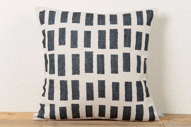 クッションカバー 45×45cm 北欧柄 ブラック ドロウンスクエアチェック jubileecushioncc049ymの画像1枚目