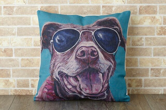 クッションカバー 45×45cm ペット アート ドッグウィズサングラス jubileecushiondg001の画像1枚目
