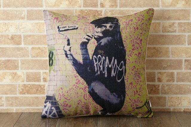 クッションカバー 45×45cm Banksy イギリス 動物 ファンキー ゴリラ jubileecushionba013の画像1枚目