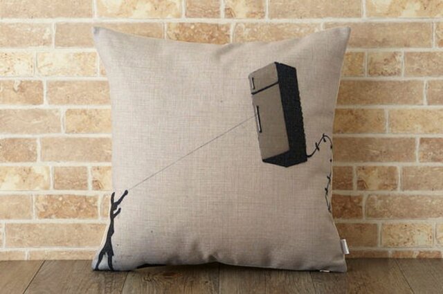 クッションカバー 45×45cm Banksy フリーザーカイト jubileecushionba008の画像1枚目