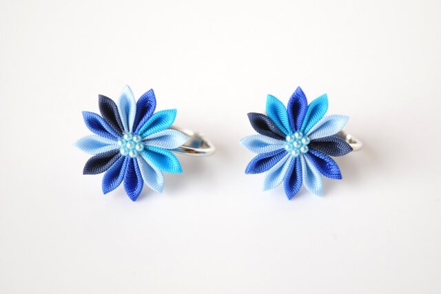 グラデーションのひな菊イヤリングの画像1枚目