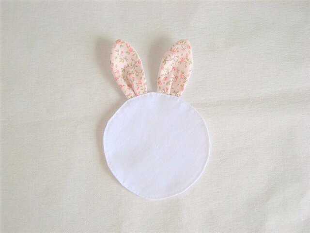 かわいいうさぎのコースター(ピンク)の画像1枚目