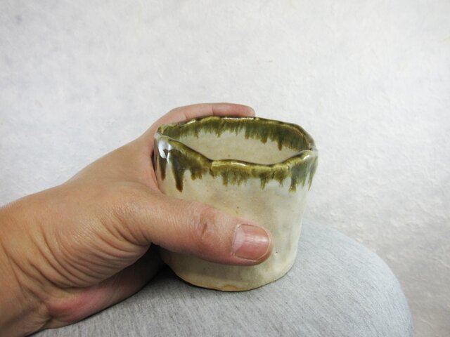 陶器ロックグラス 白＋緑 | iichi 日々の暮らしを心地よくする