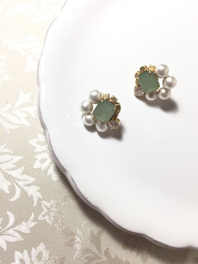 コットンパールビジューピアスの画像1枚目