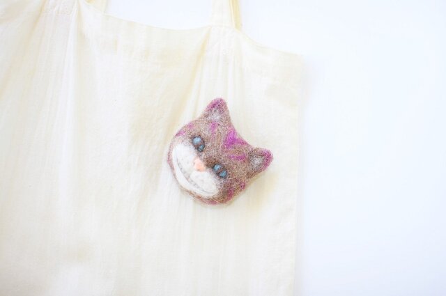 チェシャー・ネコ brooch(Wonderland展より)の画像1枚目