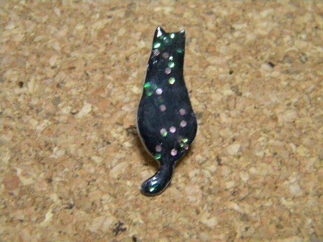 ニャンコピンバッチ【くろねこ】の画像1枚目