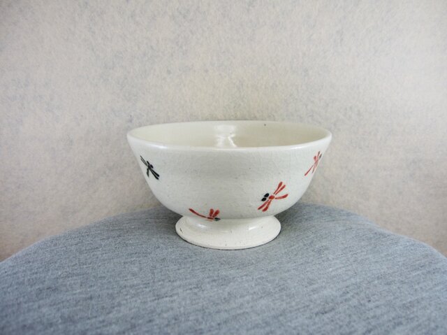 陶器ご飯茶碗(中)赤とんぼの画像1枚目