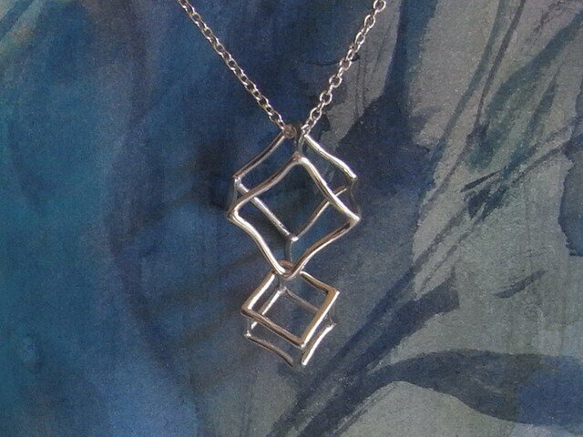 Tow cubes ペンダントの画像1枚目