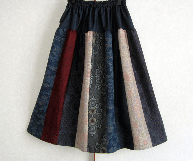 着物リメイク ８種類の大島紬の２段ティアードスカート 裏地付き Iichi ハンドメイド クラフト作品 手仕事品の通販