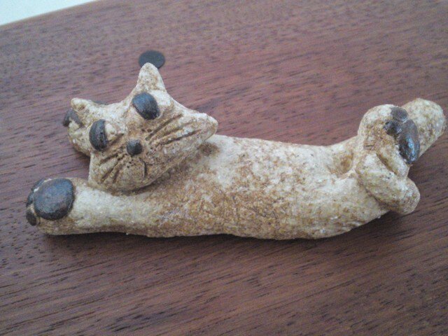 ばんざ~い猫の箸置きの画像1枚目
