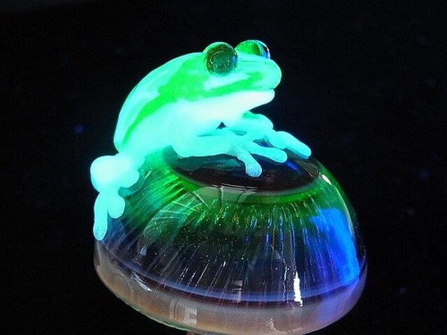 Frog on a Mshuroom オブジェ 【 kengtaro 】 キノコ カエル