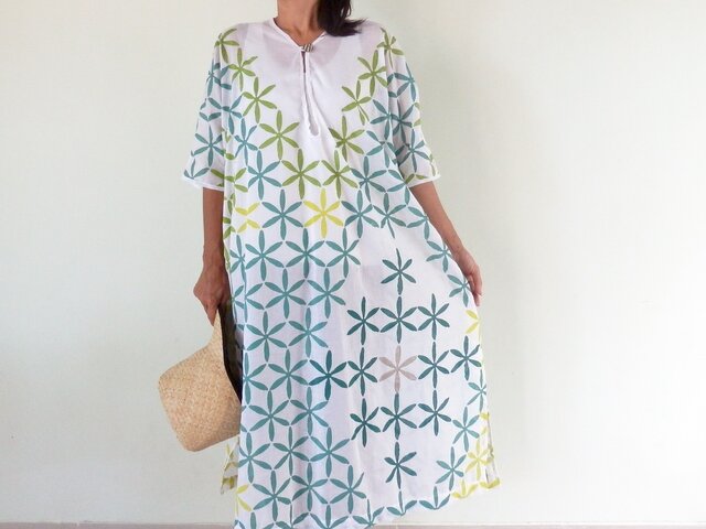 【再販】柄から作ったコットンのロングシャツワンピースの画像1枚目