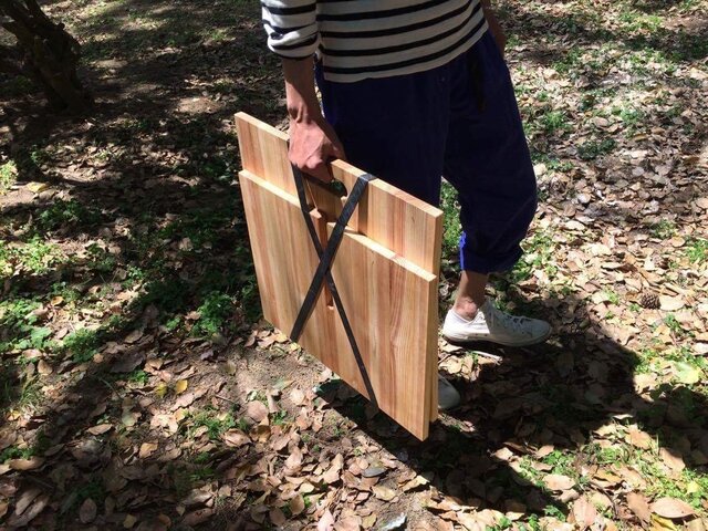 簡単にバラせて持ち運びもできるローテーブル / 作業台 | iichi 日々の
