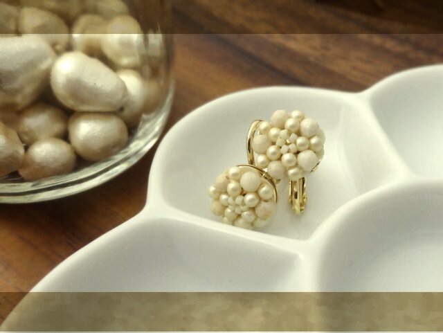 リバーストーンの花 earringの画像1枚目