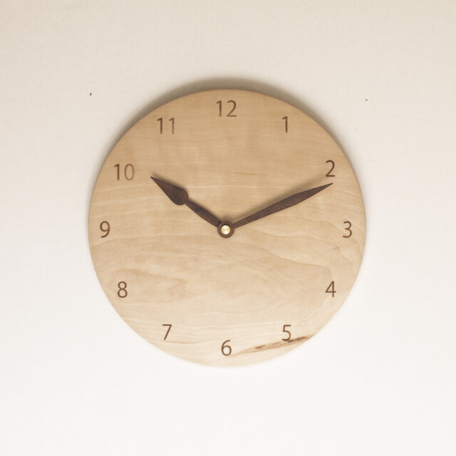 木製 掛け時計 丸型 ミズキ材6