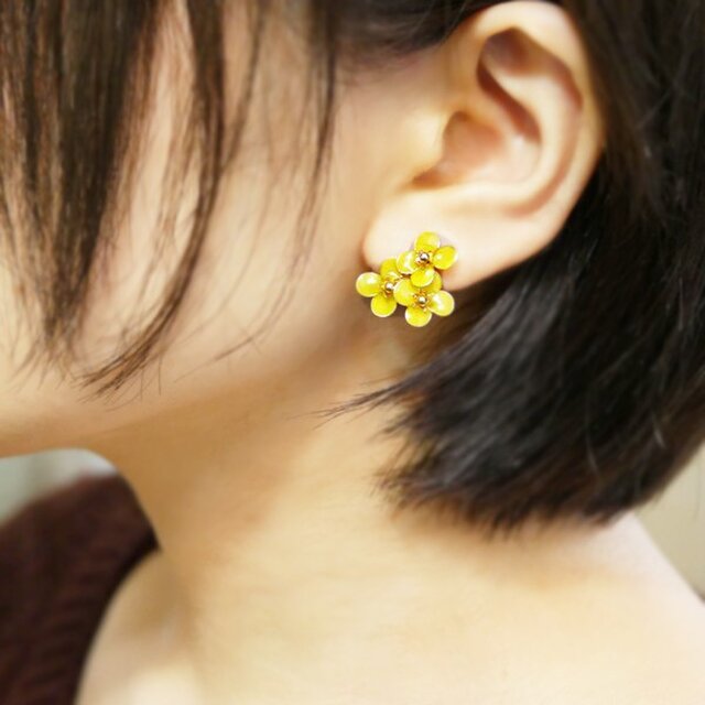 菜の花のピアス ハンドメイド