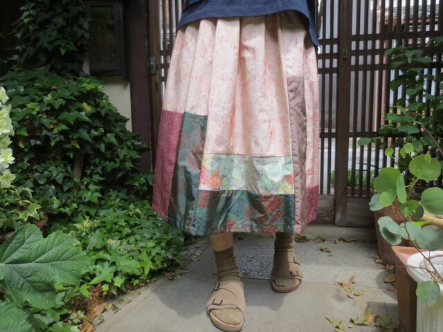 着物リメイク☆優しい色の紬でふんわりスカート72㎝丈 | iichi 日々の