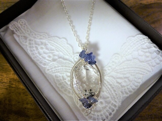 ィ・ジュンギバースデーパーティー ダイアモンドペンダント ィ