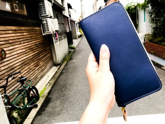 【送料無料】色を楽しむ使えるお財布!「ラウンドジップ 長財布」スマホもOK!受注生産(RZW-NTYR-CNY-H)Ⅱの画像1枚目