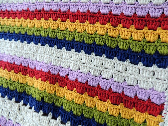 レトロなカラフルマルチカバー | iichi 日々の暮らしを心地よくする