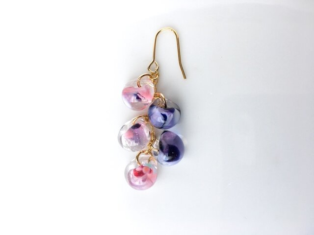 紫陽花 綺麗なガラス玉ピアス/イヤリング | iichi 日々の暮らしを