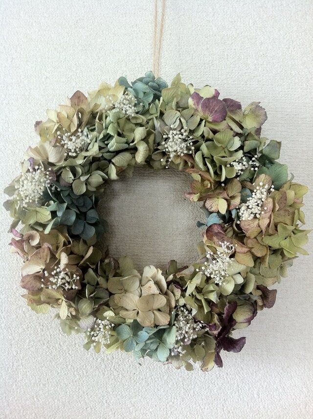 《送料無料》あじさいと白いお花のリース