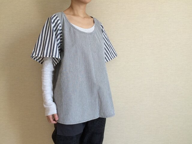 シャツ生地のゆるTシャツ002(グレーストライプ)(B001)の画像1枚目