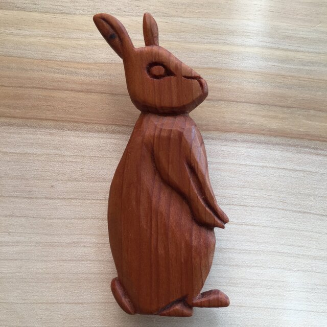 wooden rabbit brooch 06bの画像1枚目