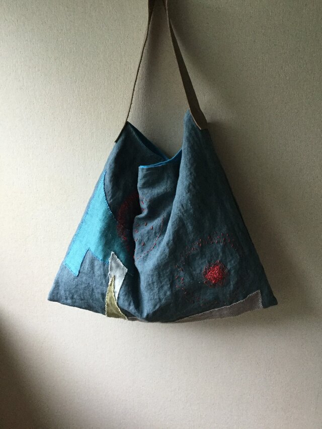 刺し子とコラージュのバッグの画像1枚目
