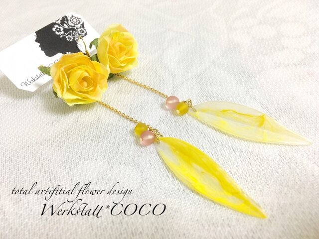 ミニバラのロングピアス&イヤリングの画像1枚目