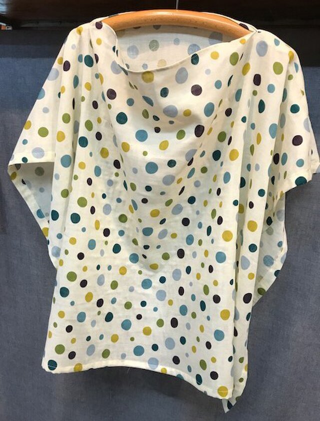 おくるみに使える授乳ケープWガーゼ カラフルドット・生成り‐B 綿100%の画像1枚目