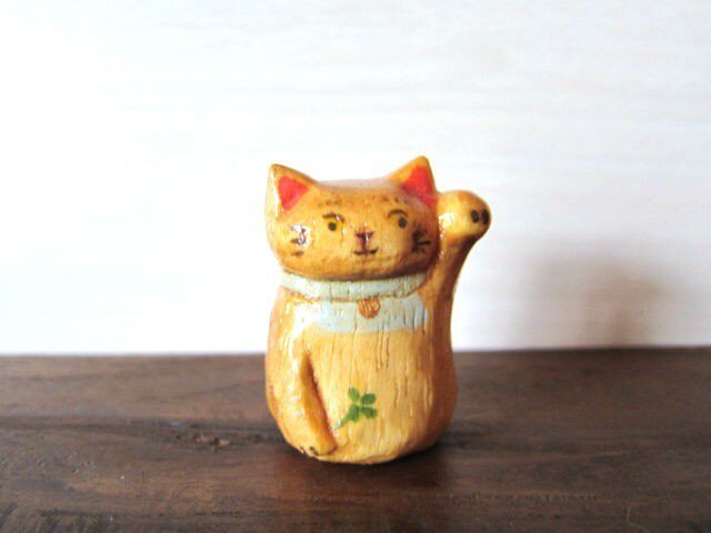 木彫り招きねこ M-6の画像1枚目