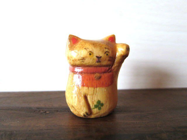 木彫り招きねこ M-7の画像1枚目