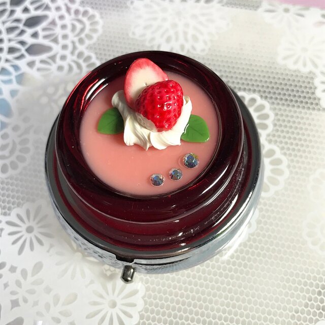 いちごゼリーケーキのピルケースの画像1枚目