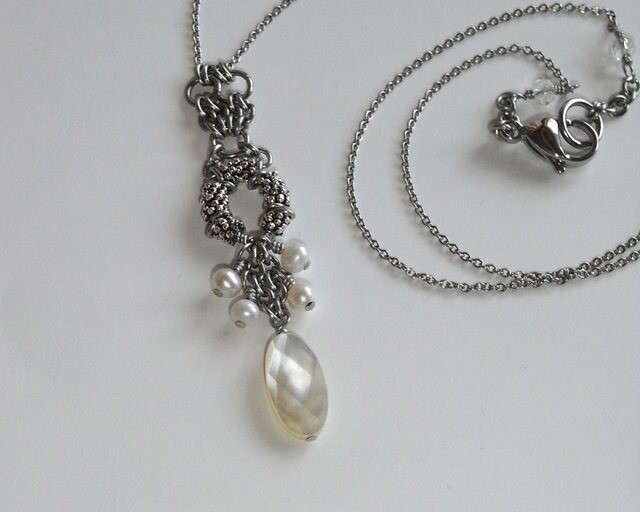 銀の粒*白蝶貝×淡水真珠のネックレス iichi ハンドメイド・クラフト作品・手仕事品の通販