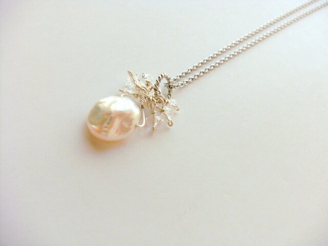 *SV925 a petal of pearl with crystalの画像1枚目