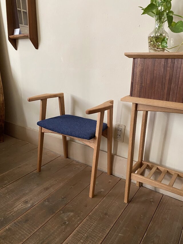木製スツール ハンドメイド | iichi 日々の暮らしを 完成品