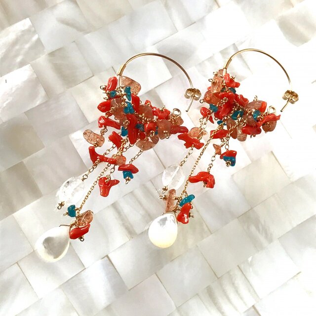 Coral earringsの画像1枚目