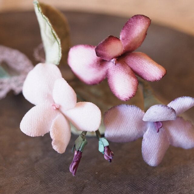布染花*violette*コサージュ*cの画像1枚目