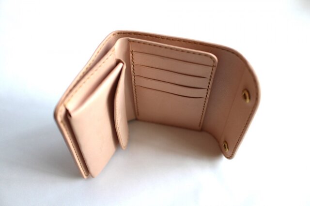 受注生産品】三つ折り財布 ～栃木ブラックサドル×栃木サドル～ | iichi