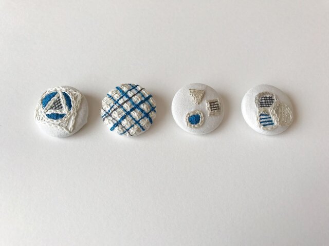 ❁hAnafany❁(専用) くるみボタン　鳥刺繍　ヘアゴム ❁hAnafany❁(専用) くるみボタン 鳥刺繍 ヘアゴム