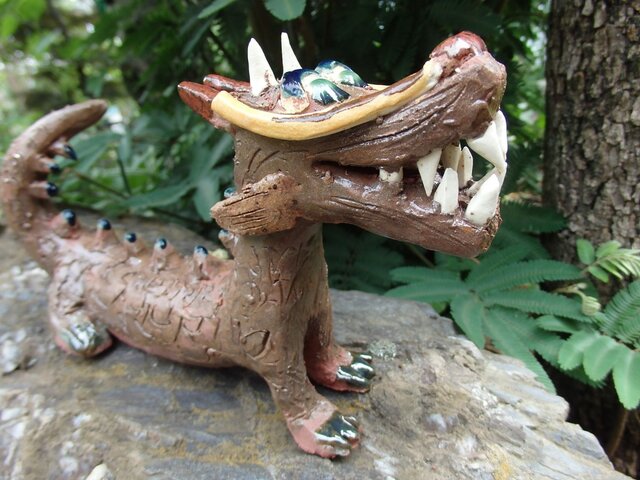 小さな怪獣の画像1枚目