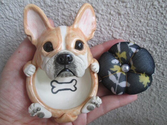 *ご予約品*フレンチブルドッグのピンクッション(小物入れ)の画像1枚目
