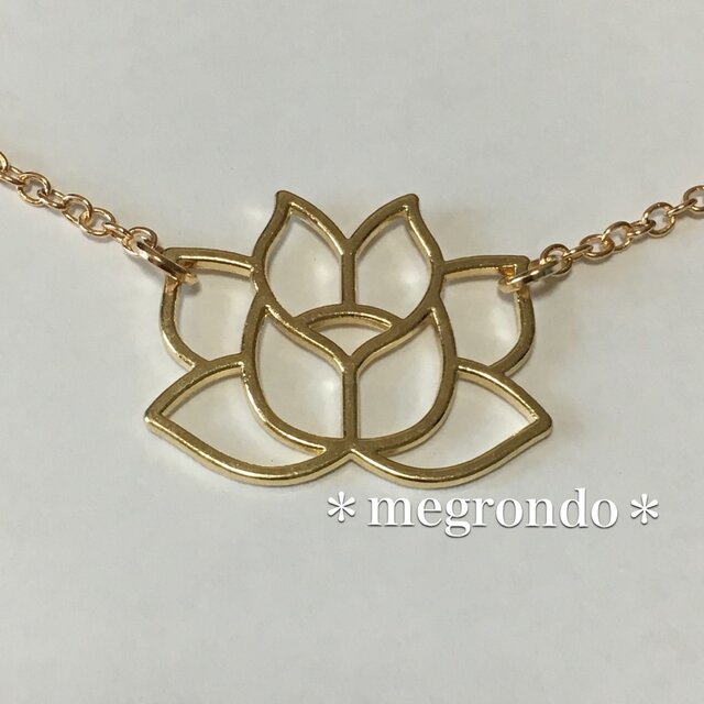 *ロータス*アジアンエスニック*個性的*エキゾチック*蓮の花のネックレスの画像1枚目