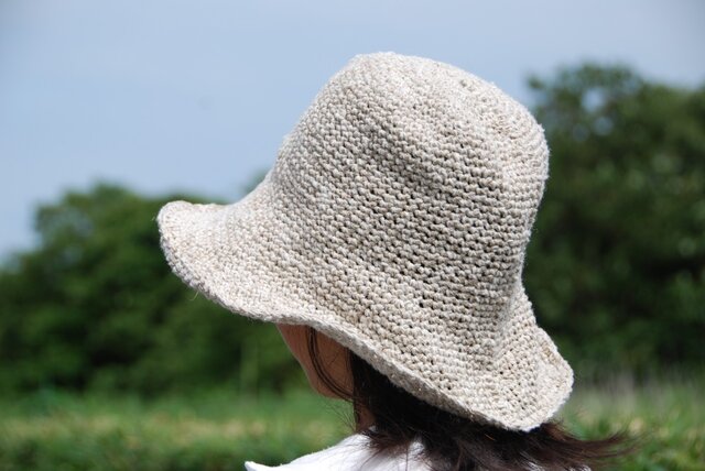 再販 手紡ぎコットンと麻糸のニット帽子の画像1枚目