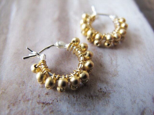 SV925 Silver × Gold 小さめフープピアスの画像1枚目