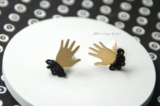 gloves earring/blackの画像1枚目